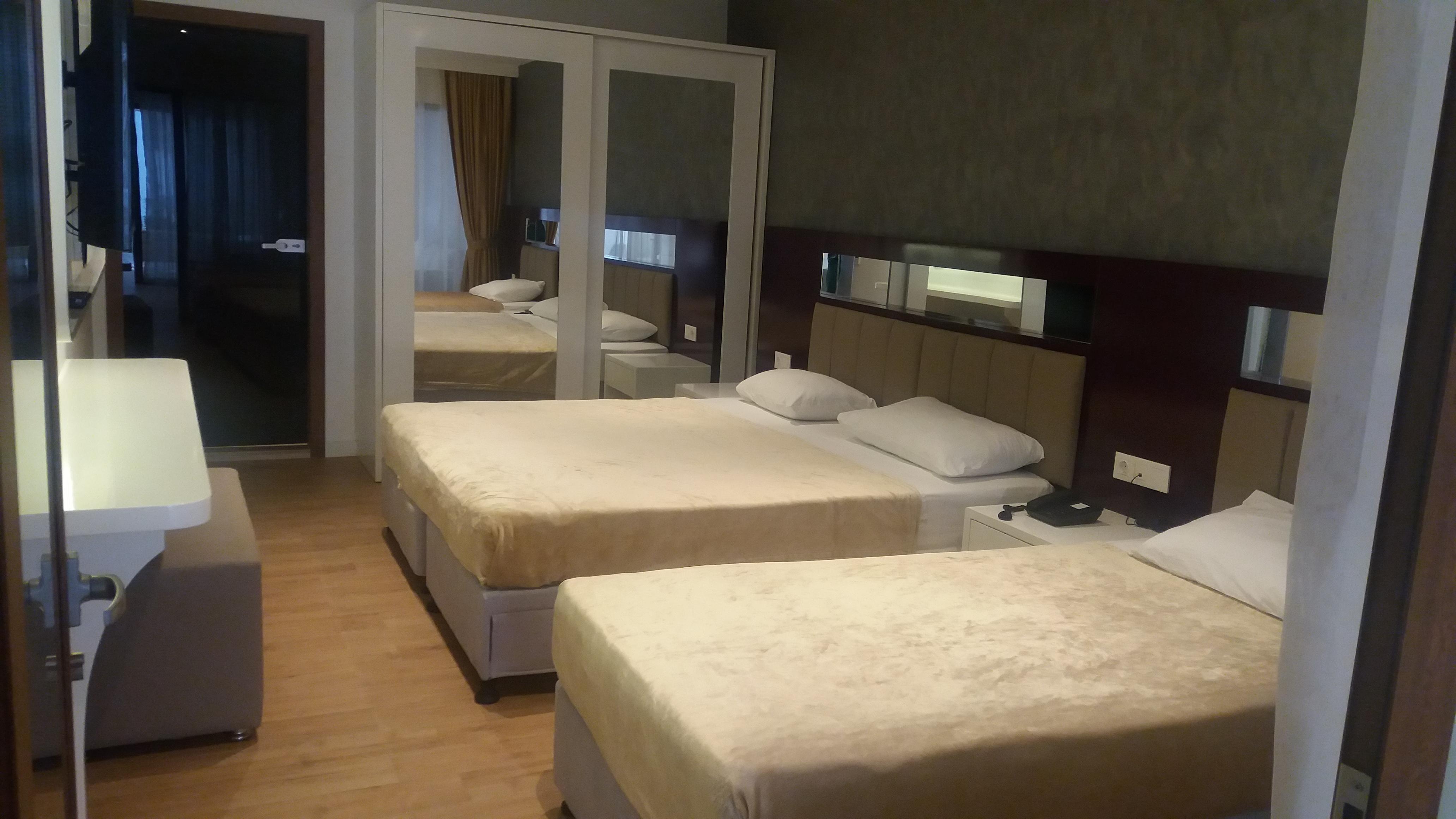 Mirage World Hotel İcmeler Εξωτερικό φωτογραφία