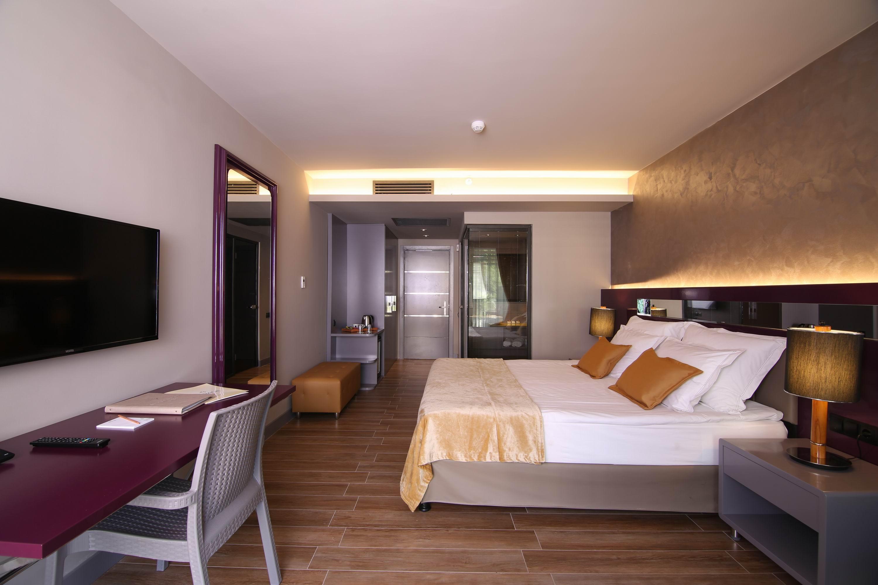 Mirage World Hotel İcmeler Εξωτερικό φωτογραφία