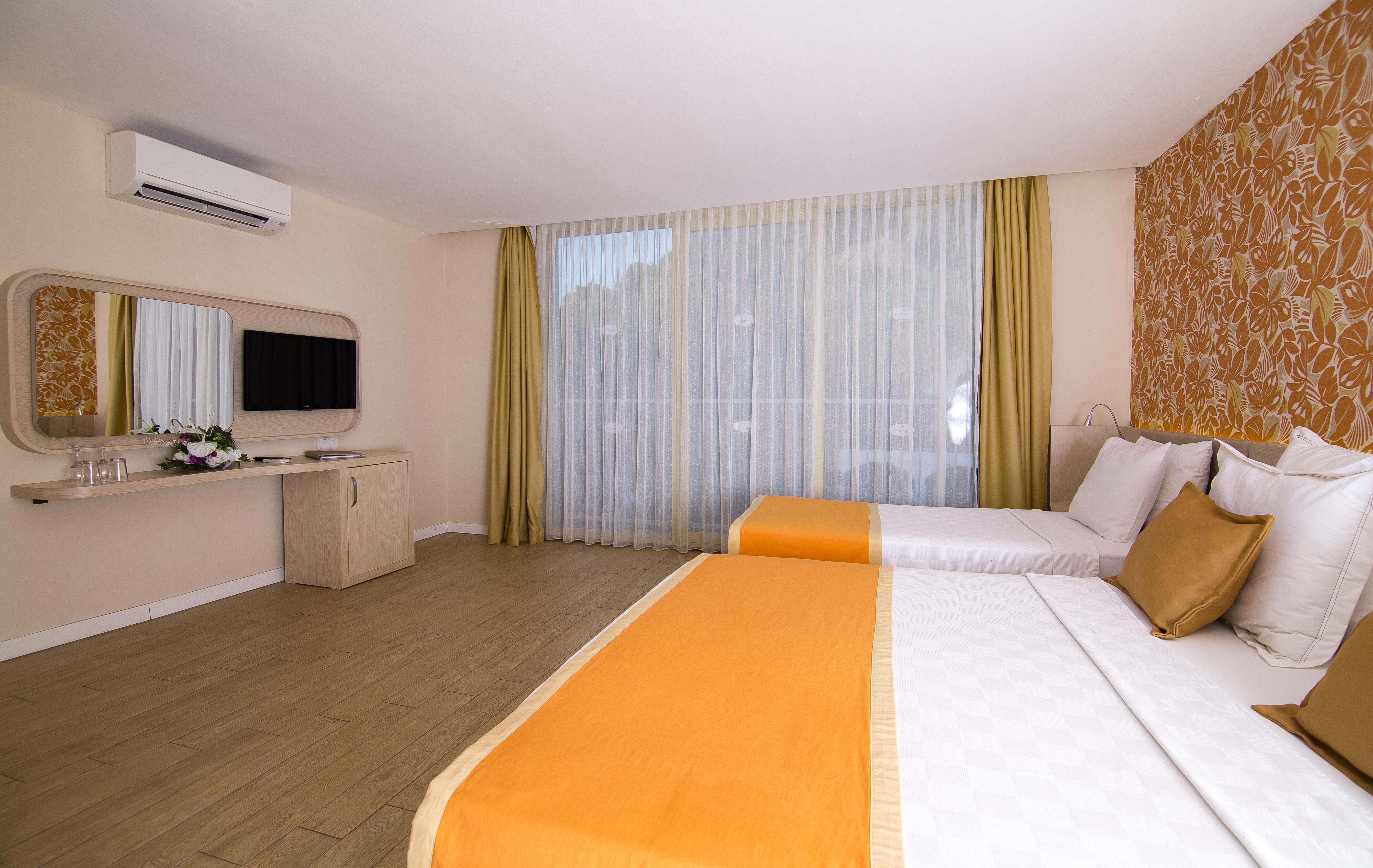 Mirage World Hotel İcmeler Εξωτερικό φωτογραφία