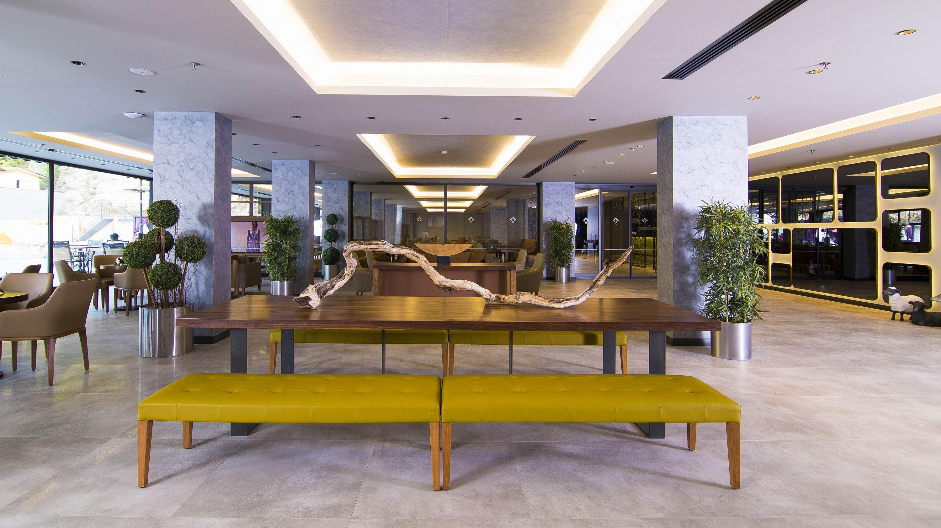 Mirage World Hotel İcmeler Εξωτερικό φωτογραφία