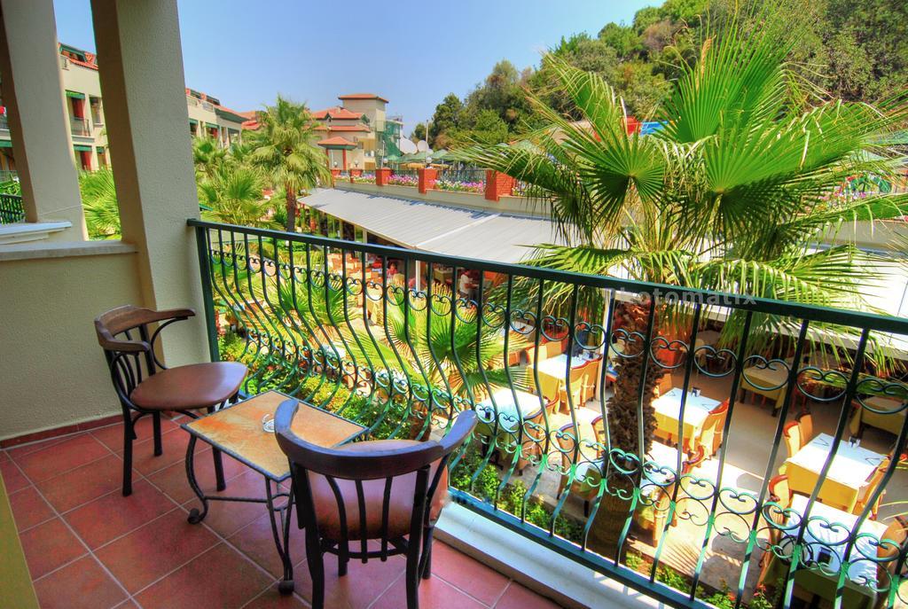 Mirage World Hotel İcmeler Εξωτερικό φωτογραφία
