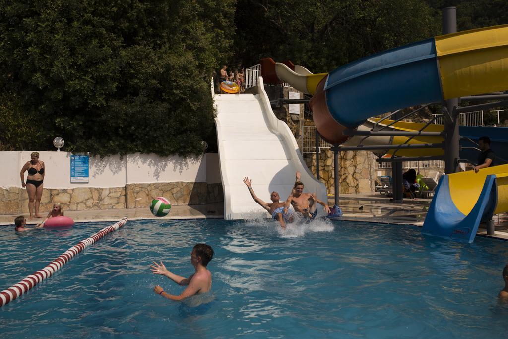 Mirage World Hotel İcmeler Εξωτερικό φωτογραφία